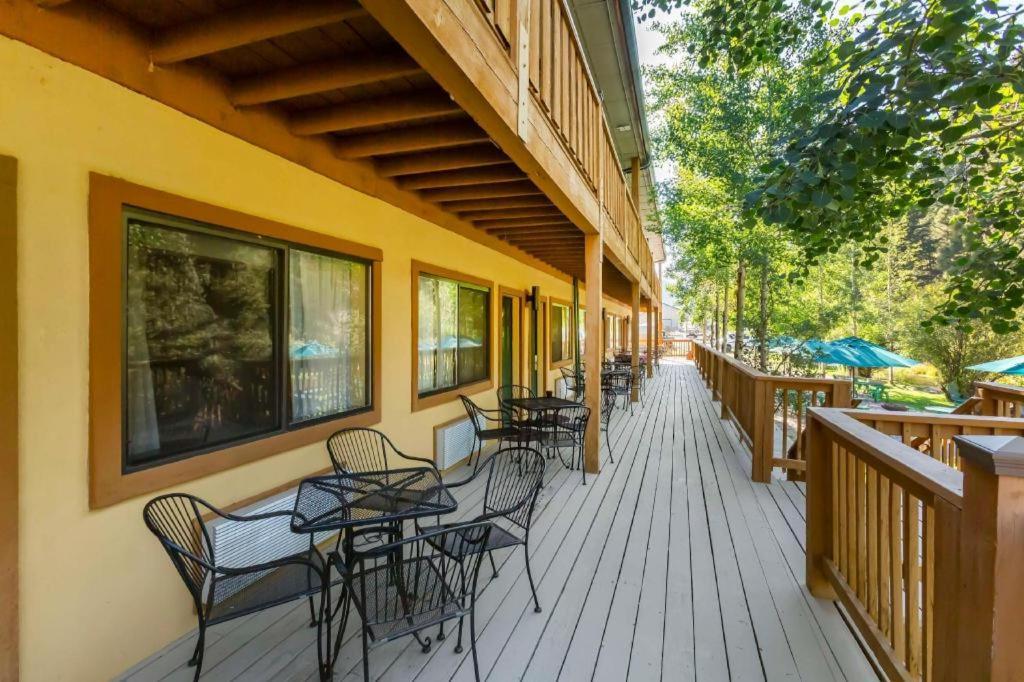 Best Western River'S Edge Red River Esterno foto