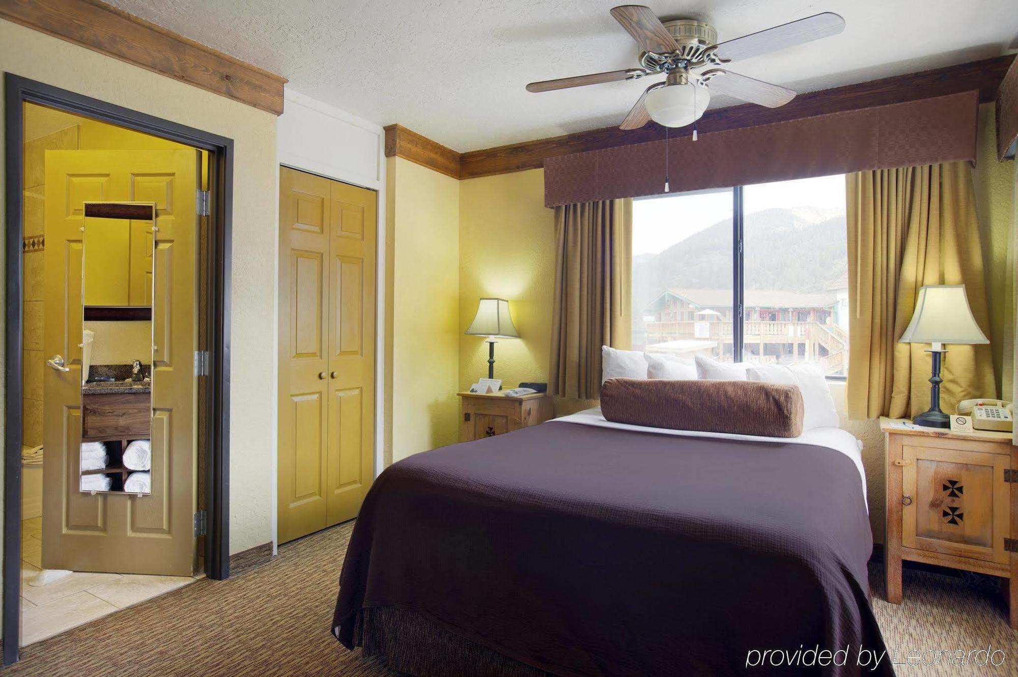 Best Western River'S Edge Red River Esterno foto